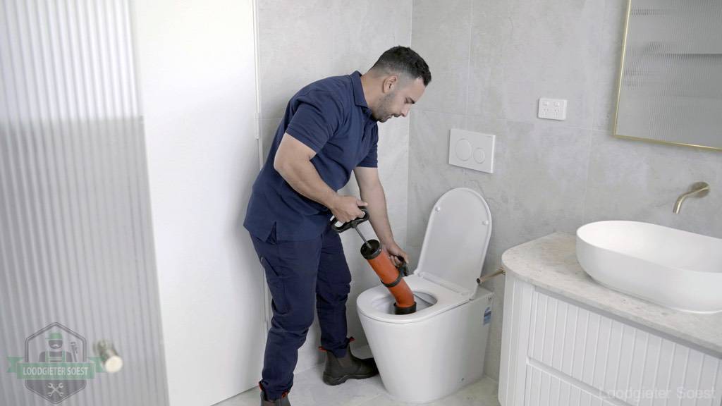 Ontstoppen Wc Loodgieter Soest